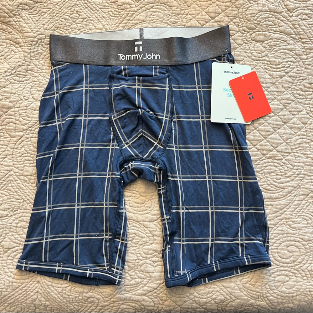NWT 8-inch Dress Blues Windowpane Second Skin Boxer Brief by Tommy John, Small